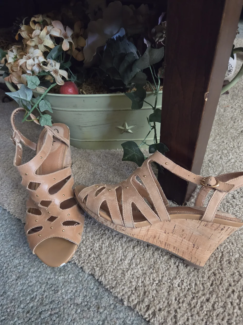 Clarks Women’s Tan Suede Cutout Wedge Sandals